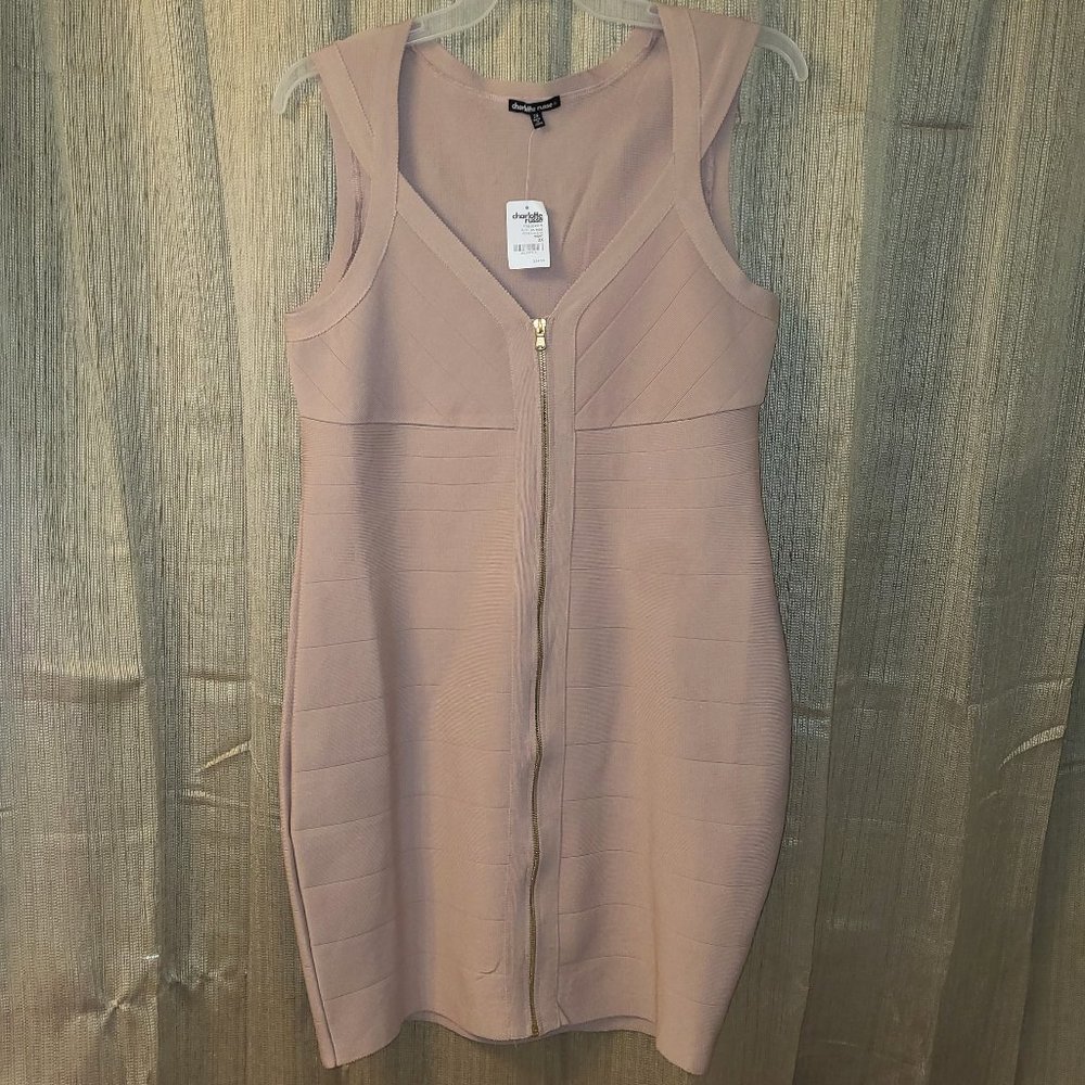 SUPER SEXY and SO Comfortable! Havana Night Spandex Zip Front Dress